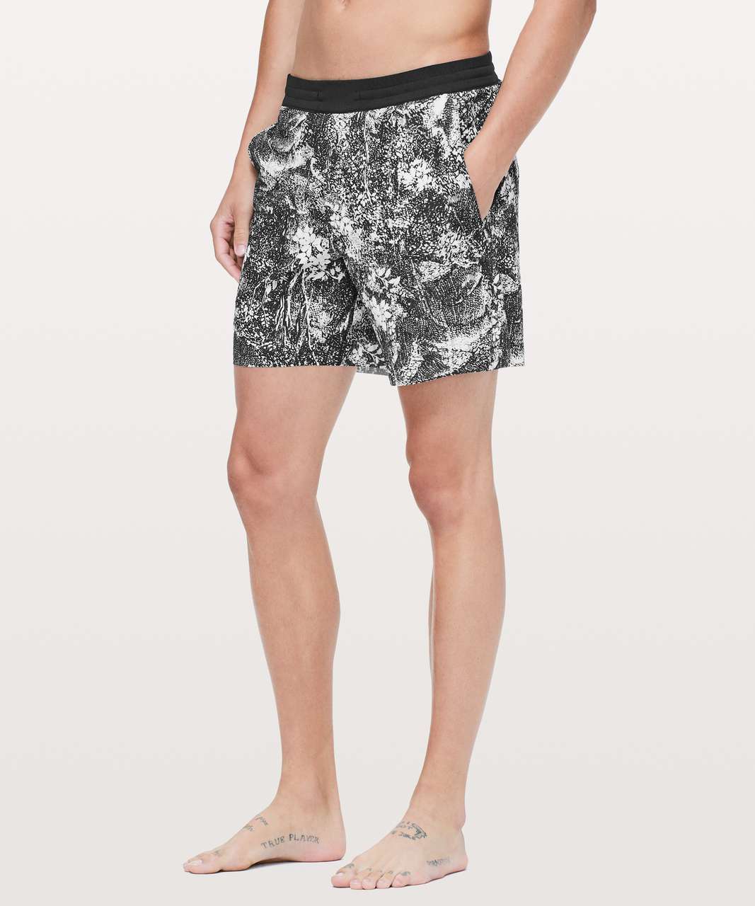 Lululemon Channel Cross Short *7 - Black - lulu fanatics