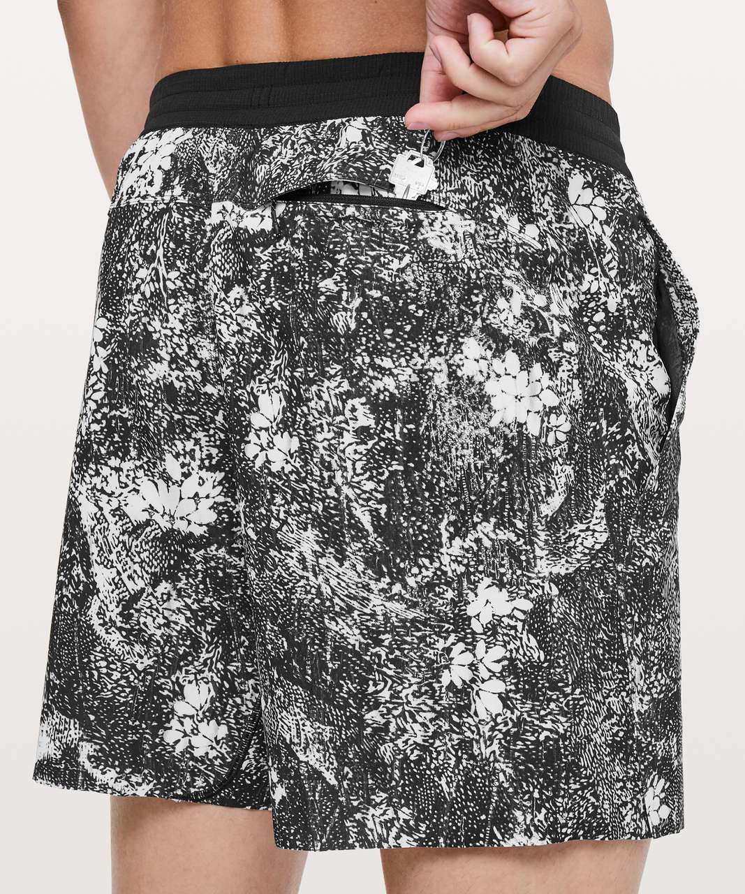 Lululemon Channel Cross Short *7" Updated - Wildwood Multi Black