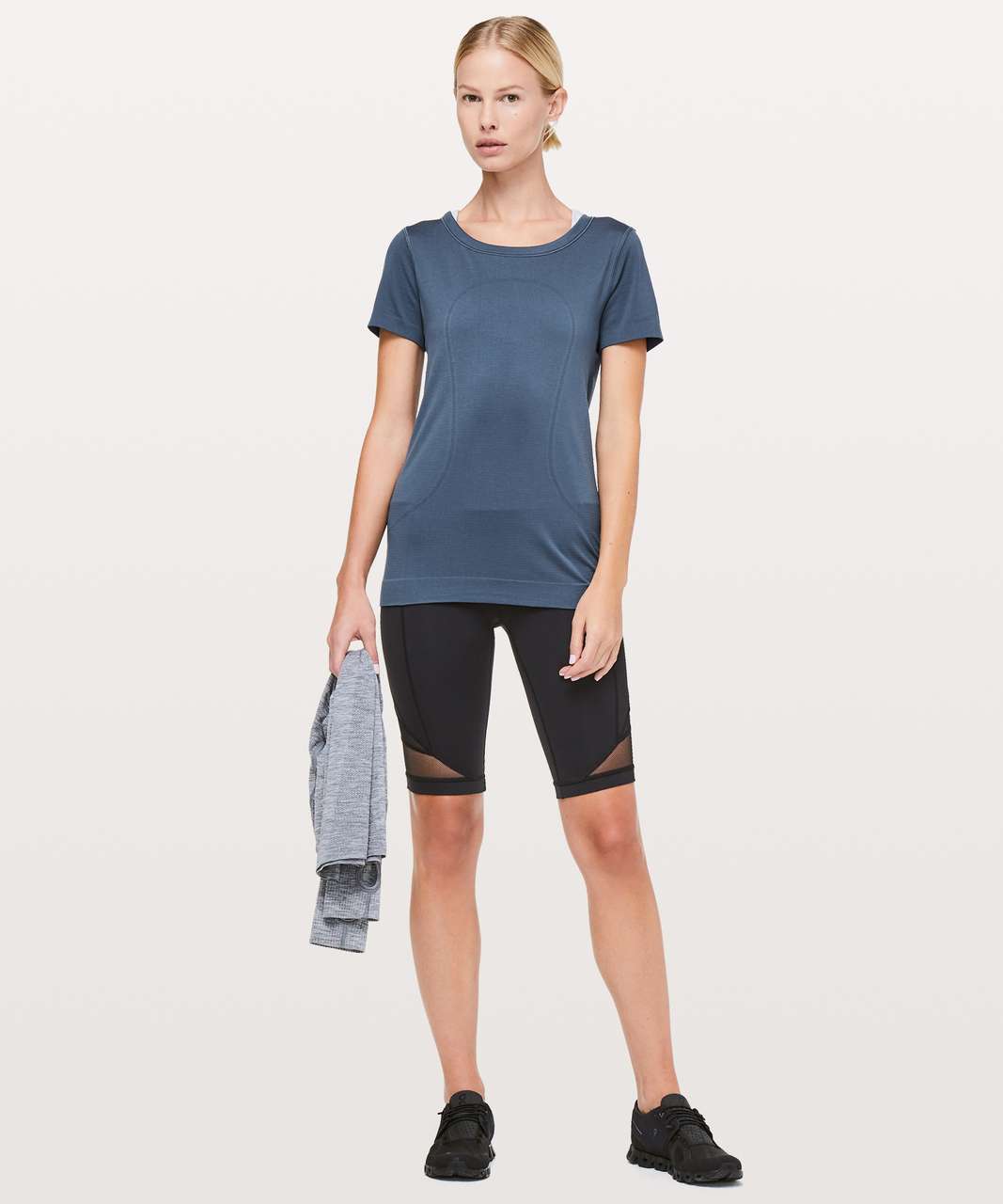 Lululemon Swiftly Tech Short Sleeve (Breeze) *Relaxed Fit - Thunder Blue / Thunder Blue