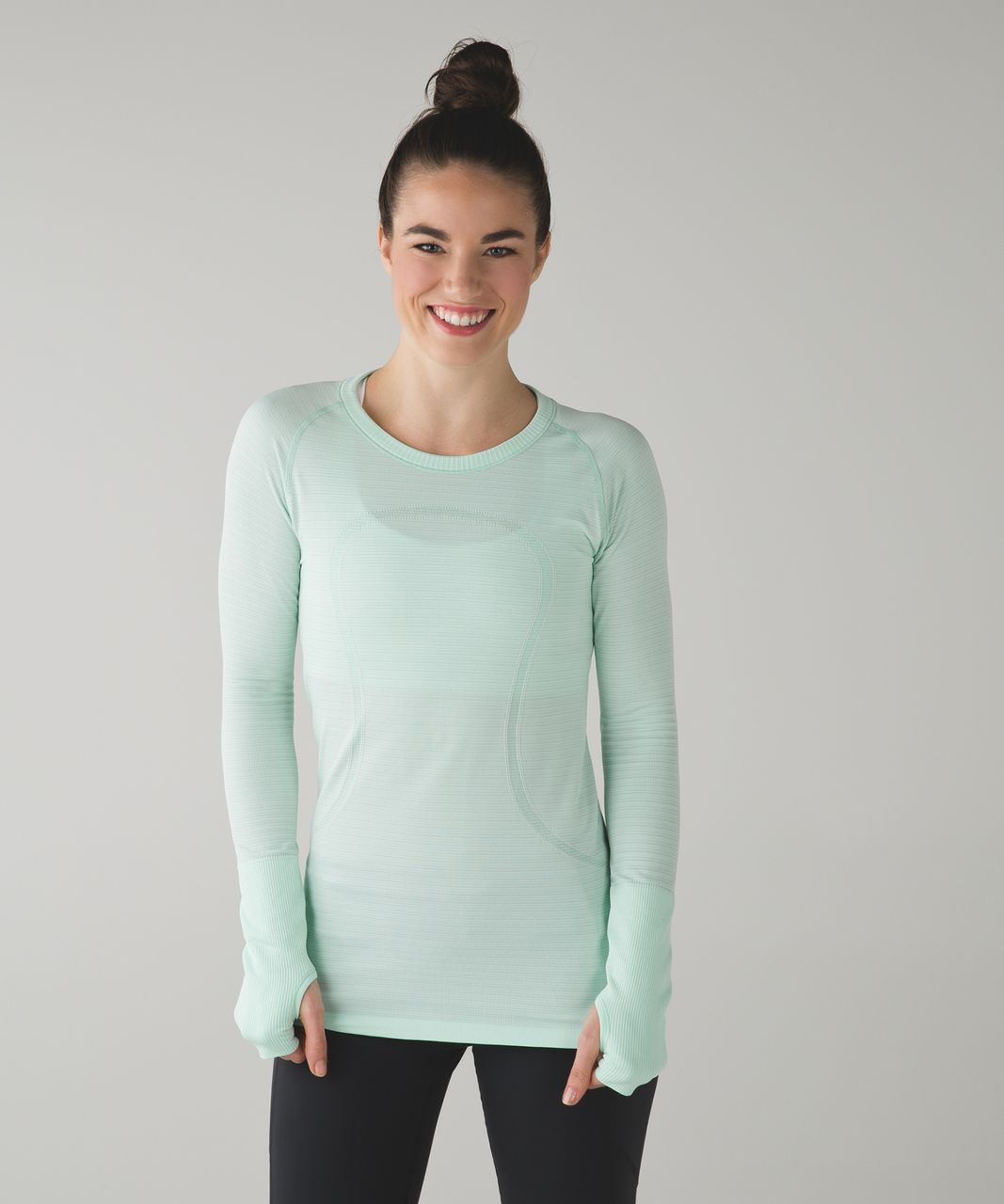 Lululemon Swiftly Tech Long Sleeve Crew - Heathered Sea Mist