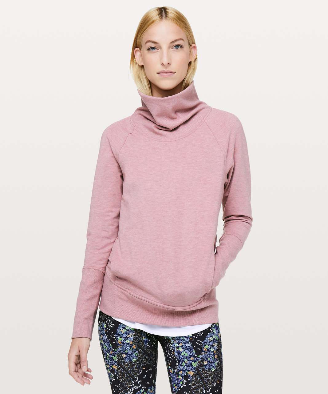 lululemon turtleneck sweatshirt