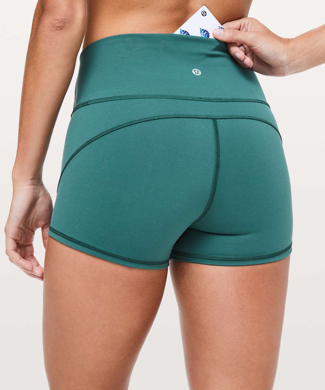 Lululemon In Movement Short *Everlux 2.5" - Green Jasper