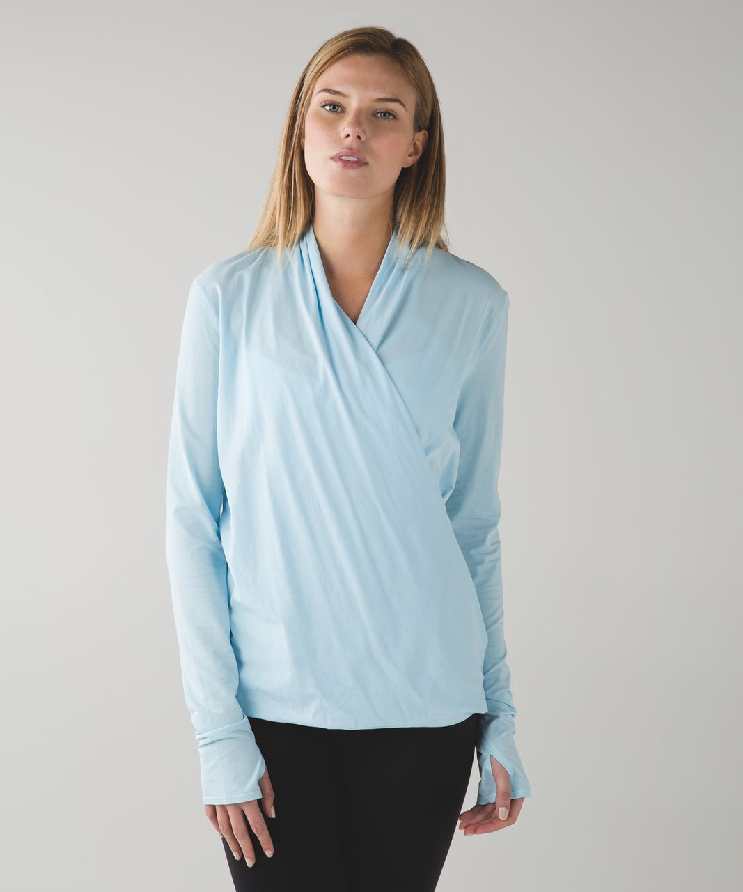 Lululemon Radiant Long Sleeve - Caspian Blue