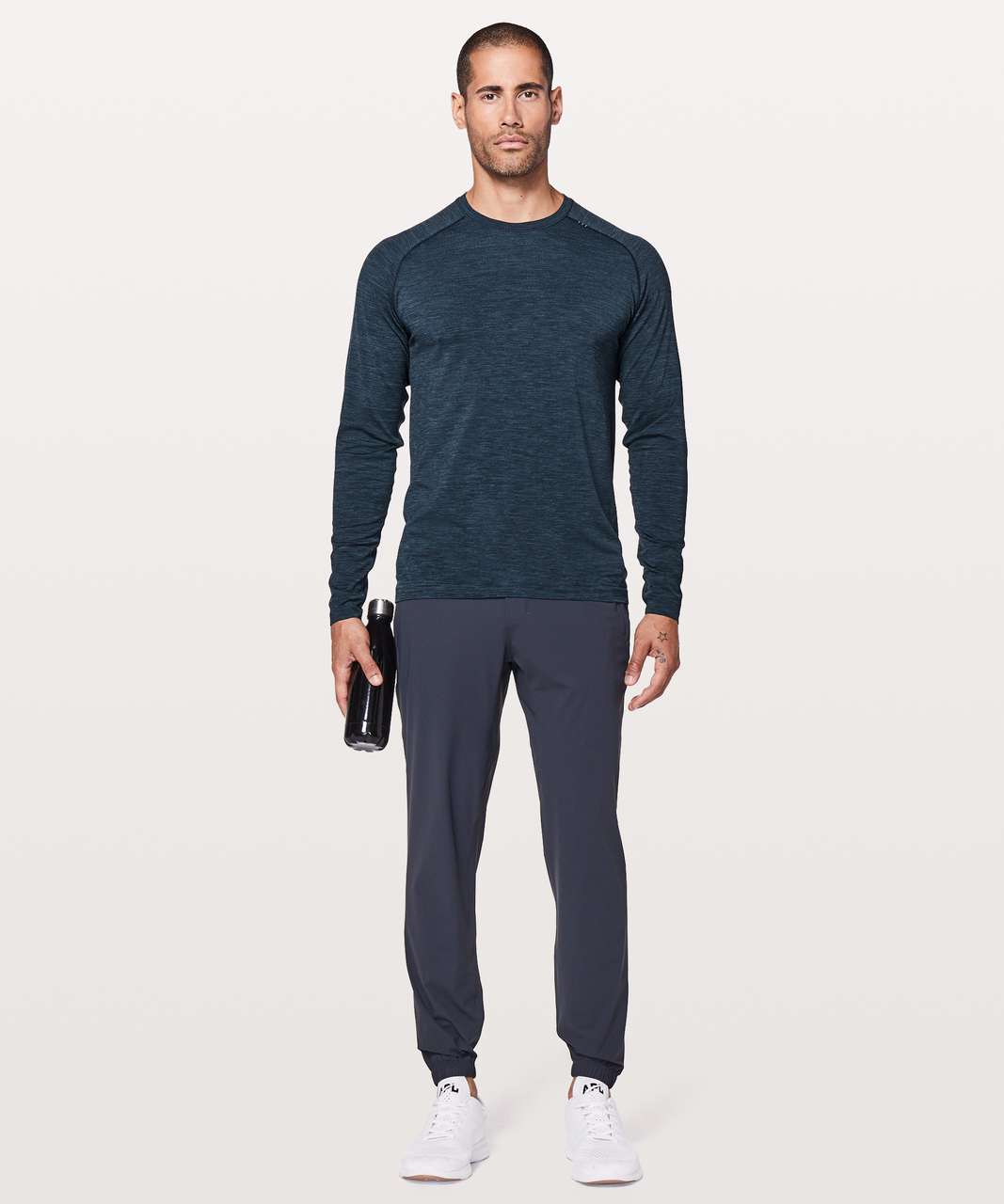 Lululemon Metal Vent Tech Long Sleeve - Mineral Blue / Nautical Navy ...