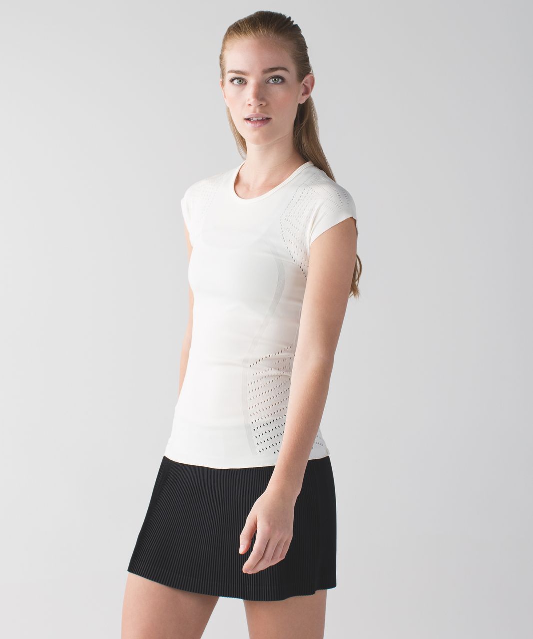 Lululemon Time Warp Short Sleeve - Ghost