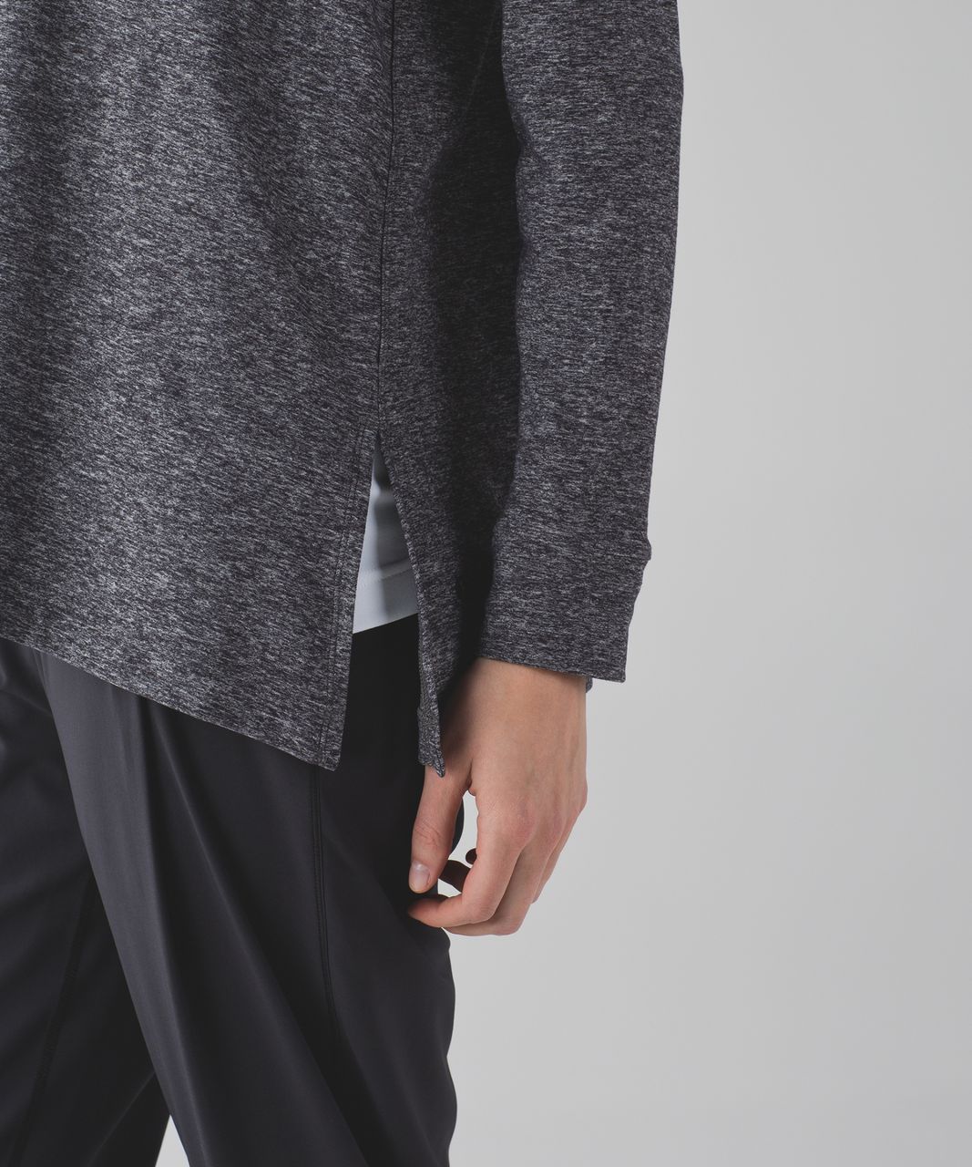 Lululemon On The Move Long Sleeve - Heathered Black