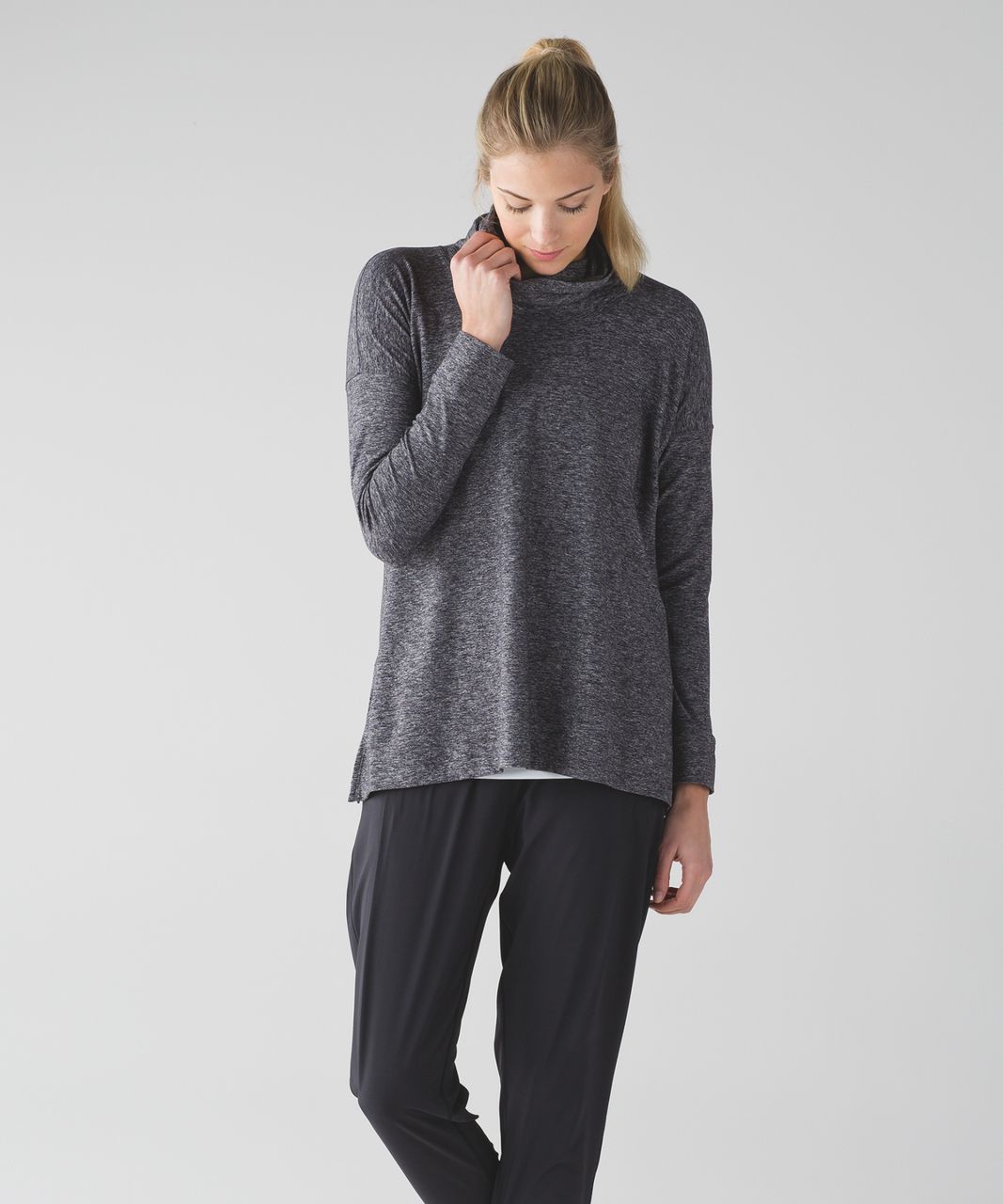 Lululemon On The Move Long Sleeve - Heathered Black