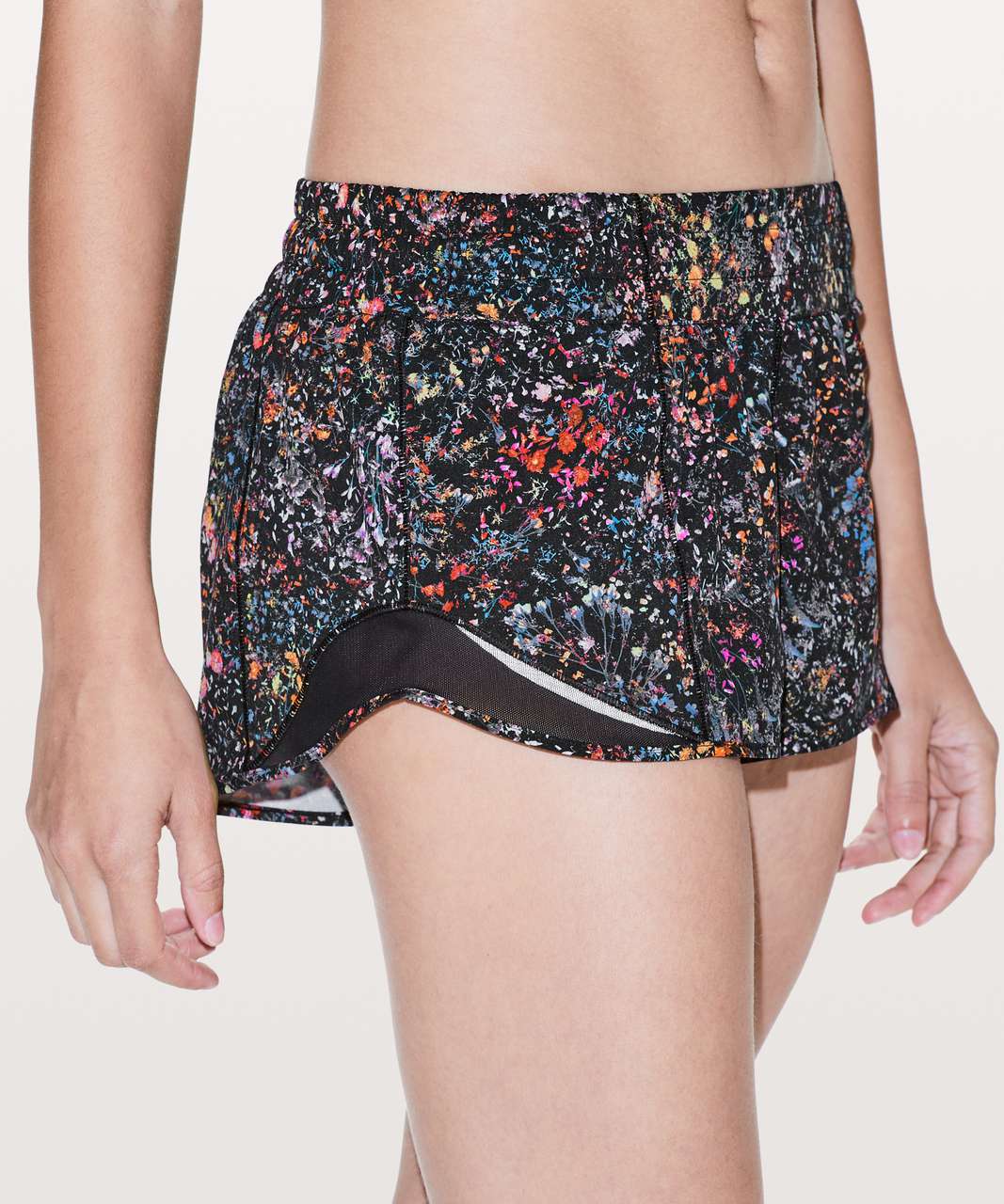 Lululemon Hotty Hot Short II *Long 4 - Vitalize Multi / Black