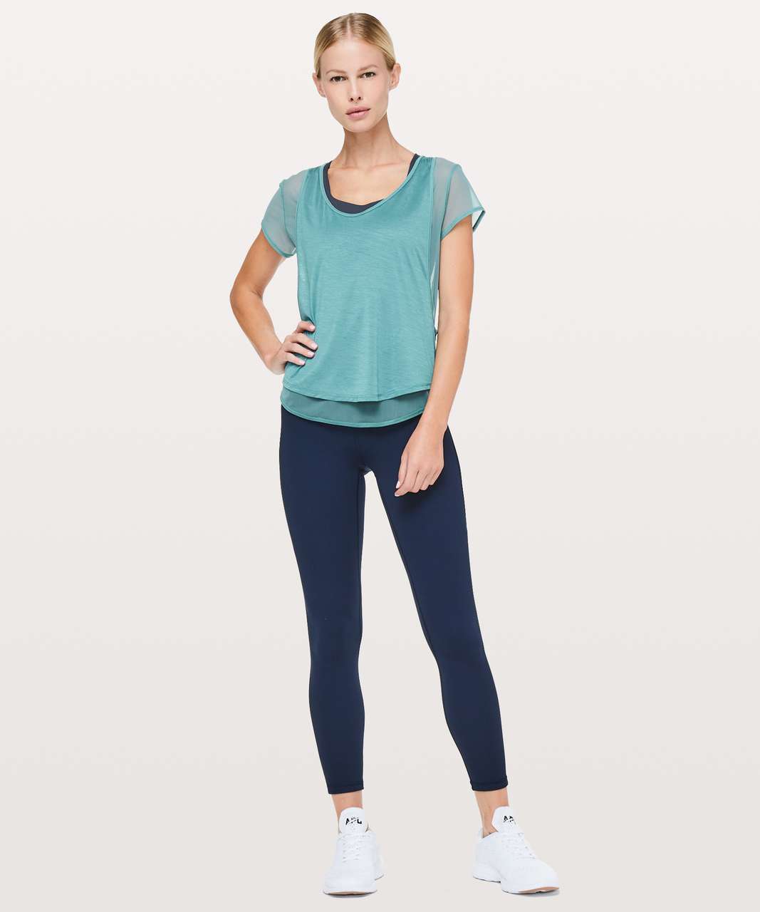 Lululemon Set The Course Short Sleeve - Pacific Breeze