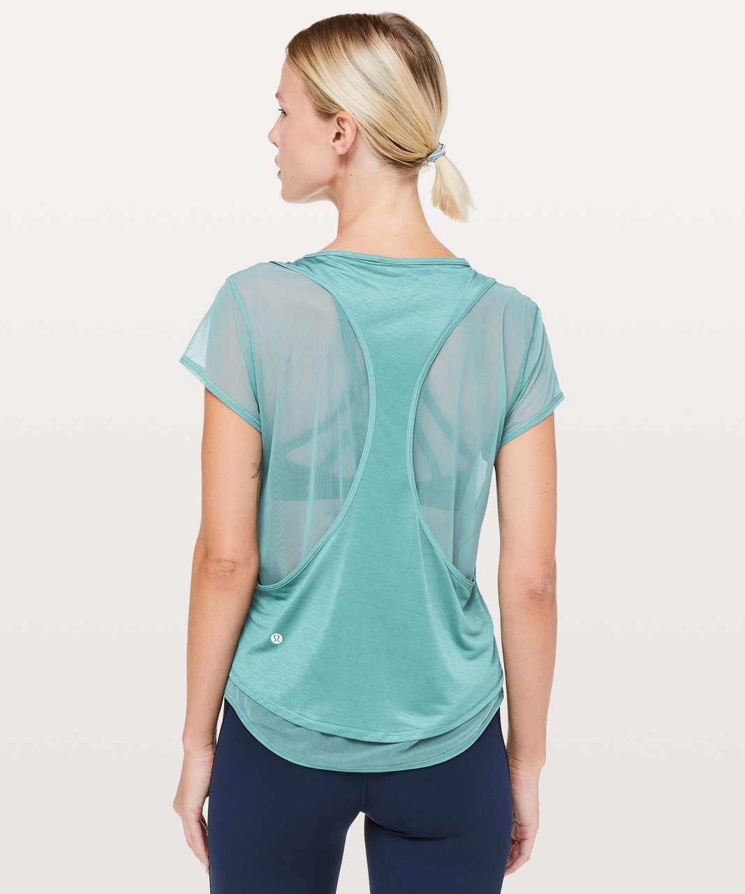 Lululemon Set Challenger Short Sleeve NWT 4 Crop Top Nulux Cutout Mesh  Align