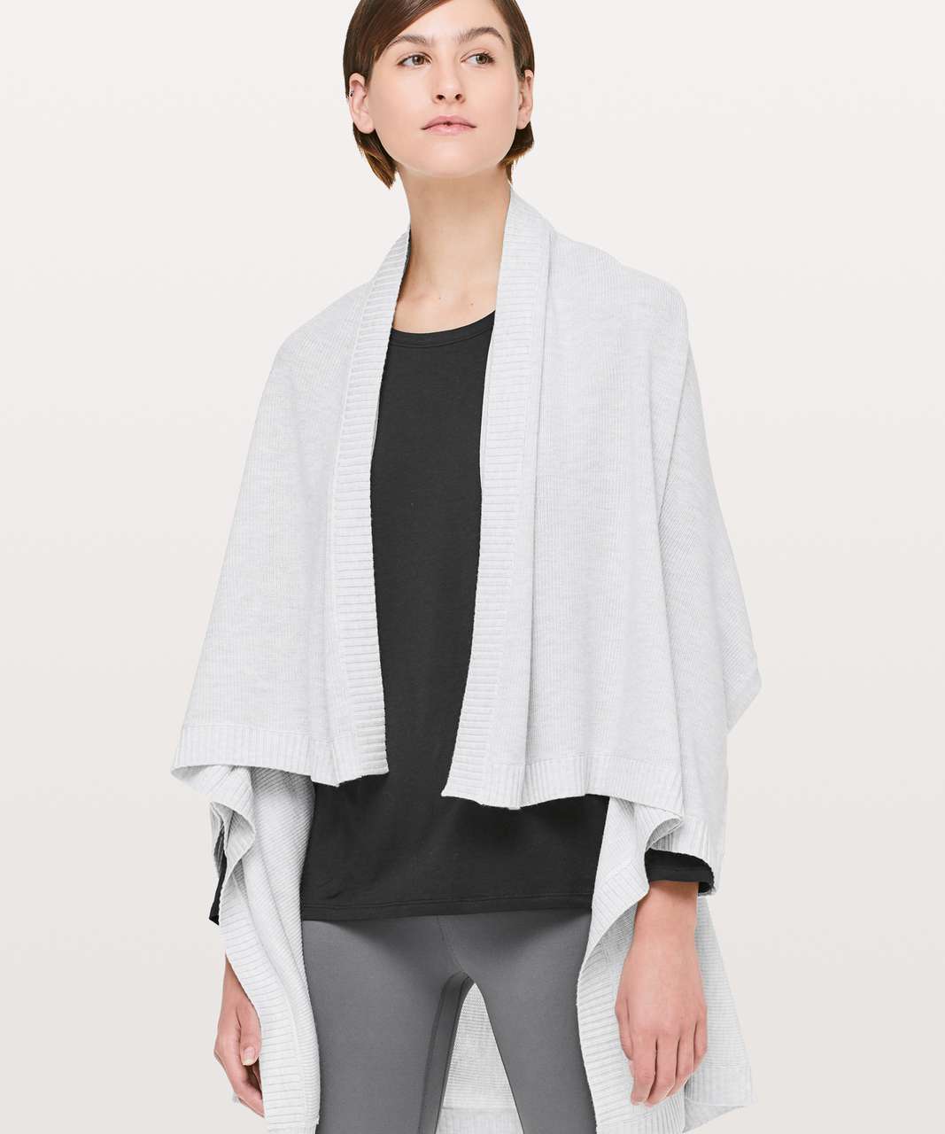 Lululemon Divinity Poncho - Heathered Core Ultra Light Grey