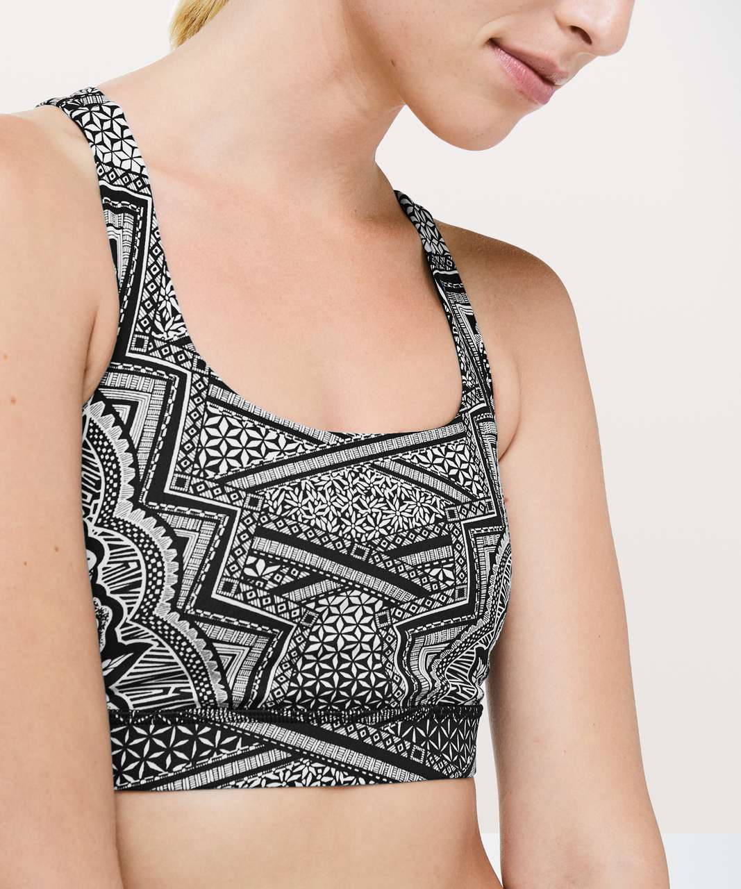 Picked up the Energy Bra in Summer Shade Ice Grey Multi in a size