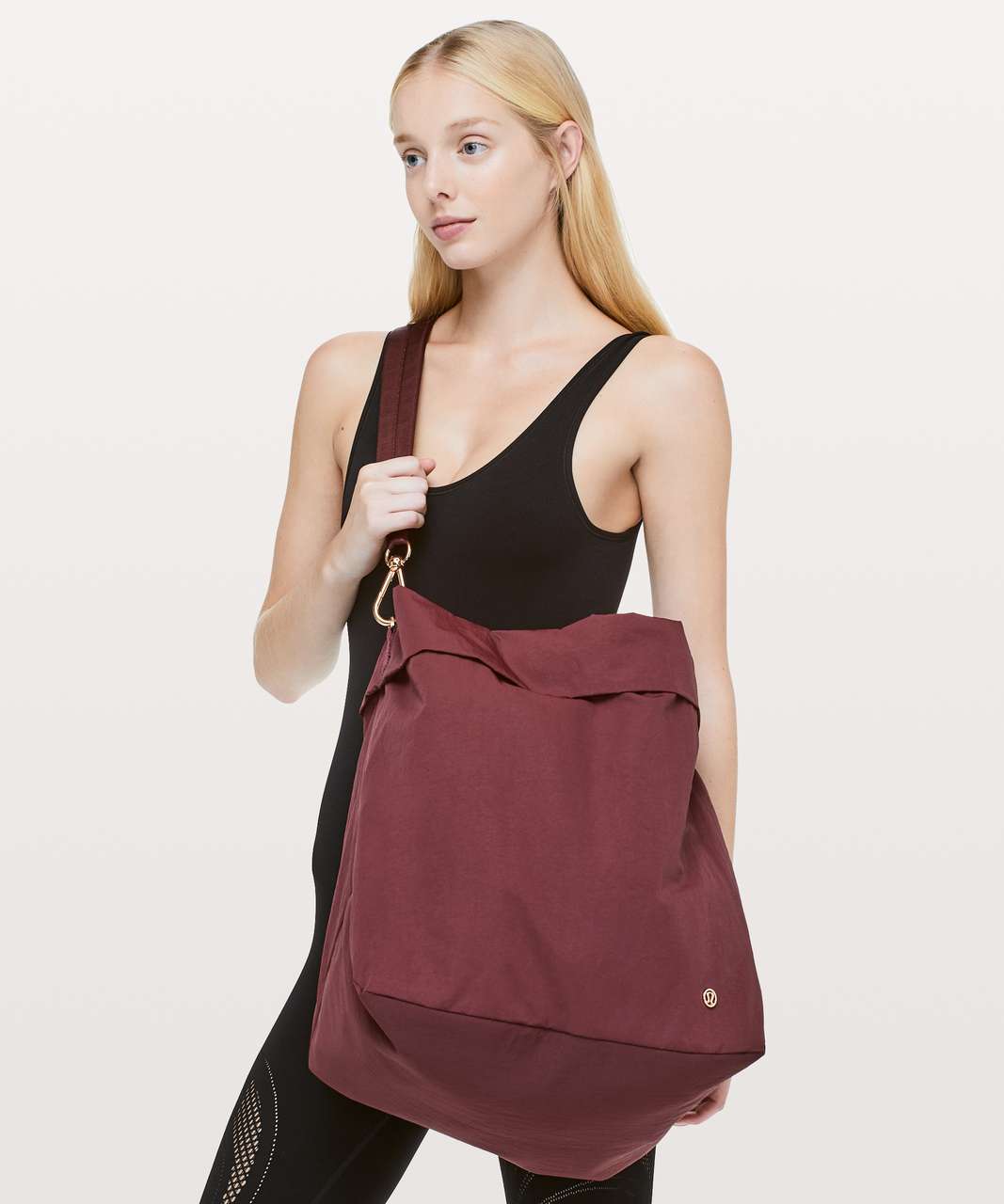 lululemon slouchy tote