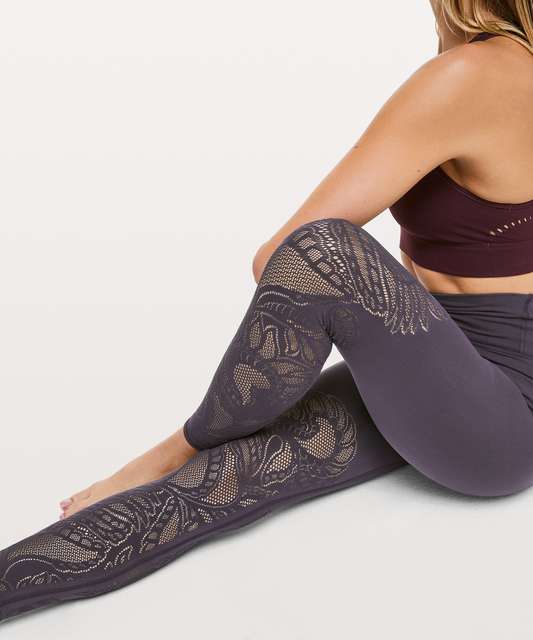 reveal tight lattice paisley 28