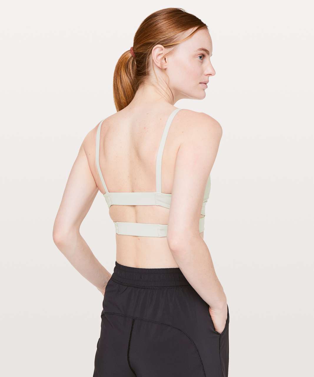 Lululemon Lean In Bra - Chrome - lulu fanatics