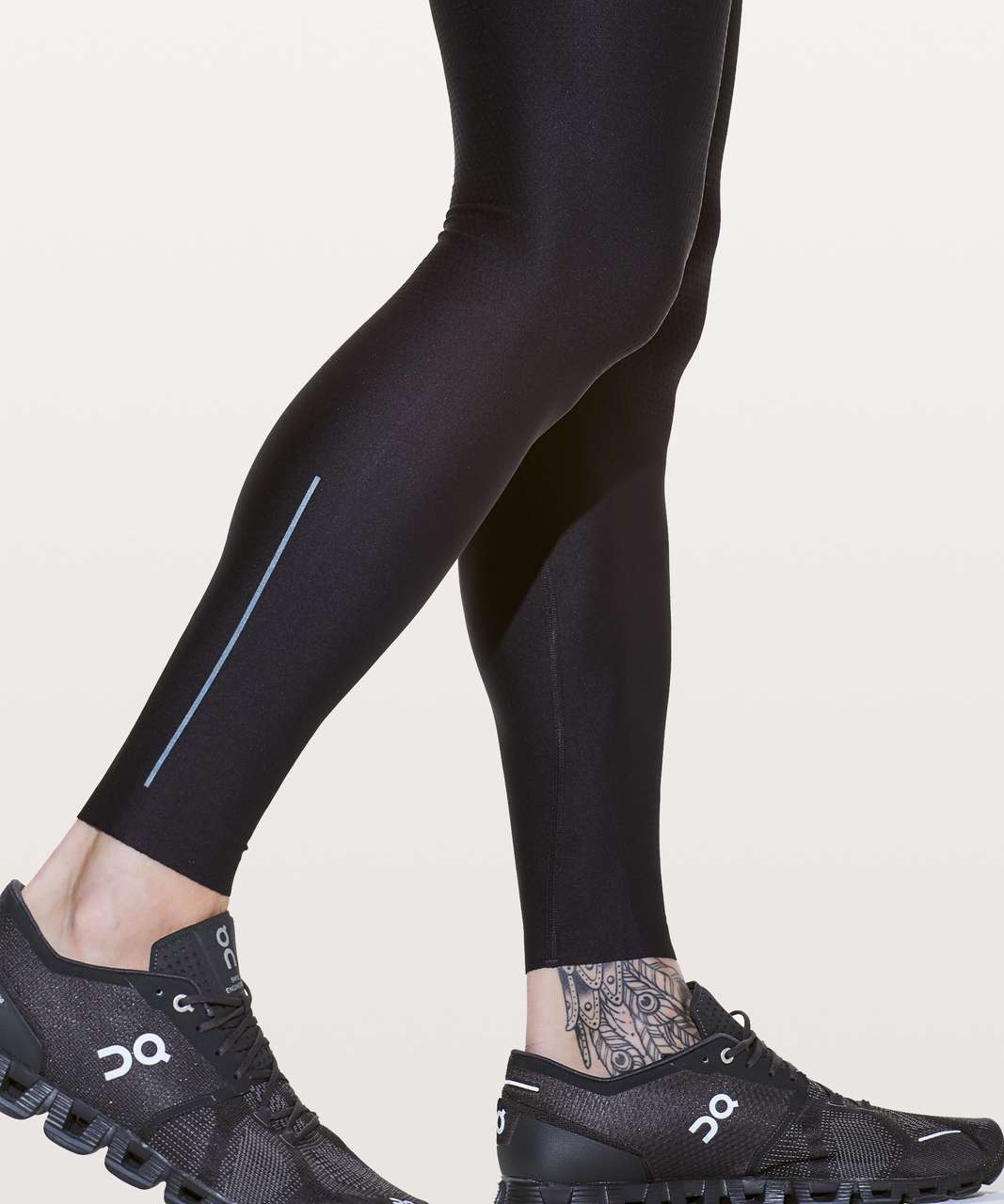 Lululemon Zoned In Tight - Black