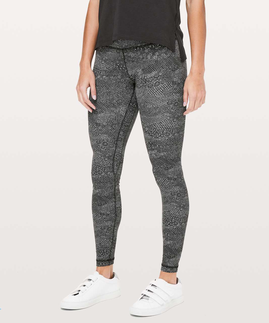 grey and black lululemon leggings