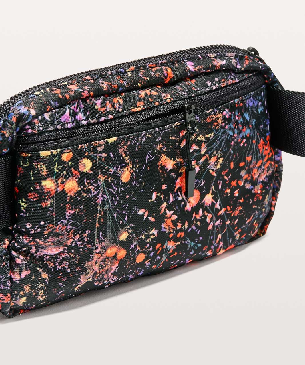 Lululemon Everywhere Belt Bag *1L - Flowerescent Multi / Black