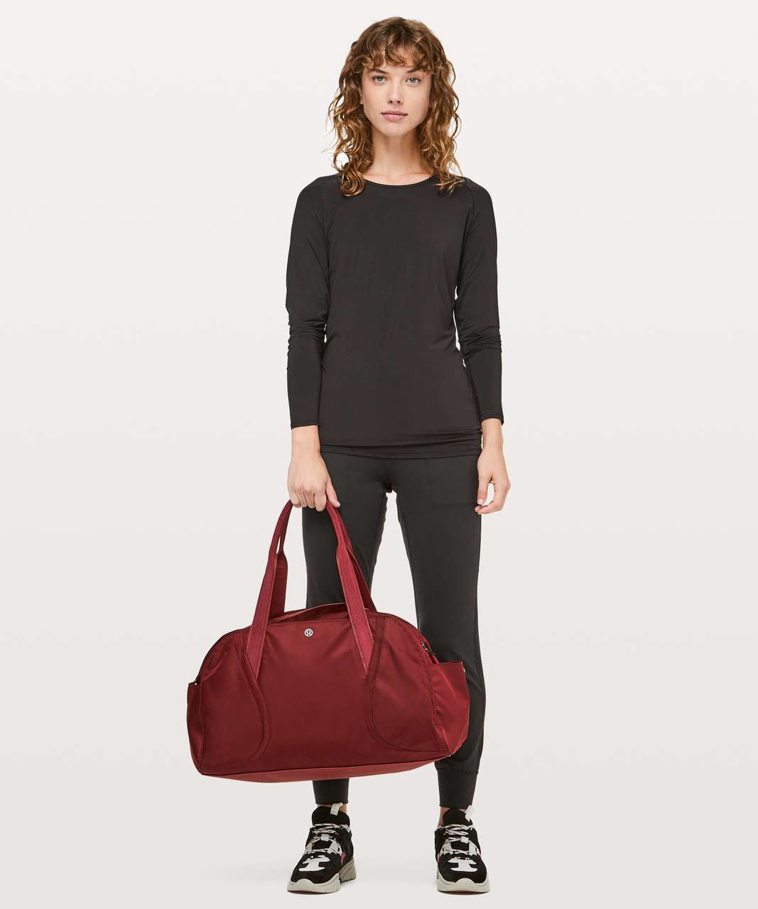 lululemon out of range duffel 33l