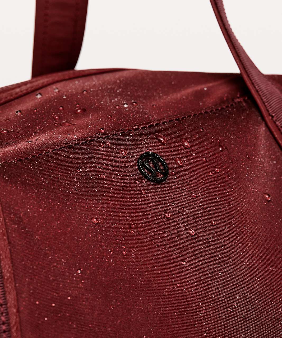 Lululemon Out Of Range Duffel *33L - Red Oxide