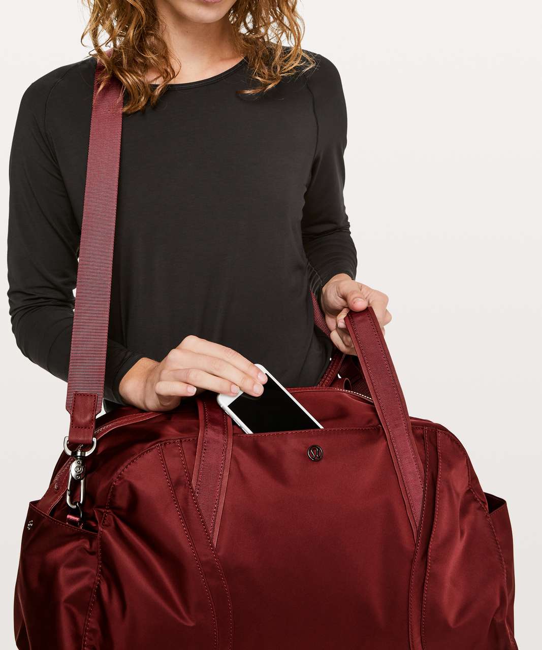 Lululemon Out Of Range Duffel *33L - Red Oxide