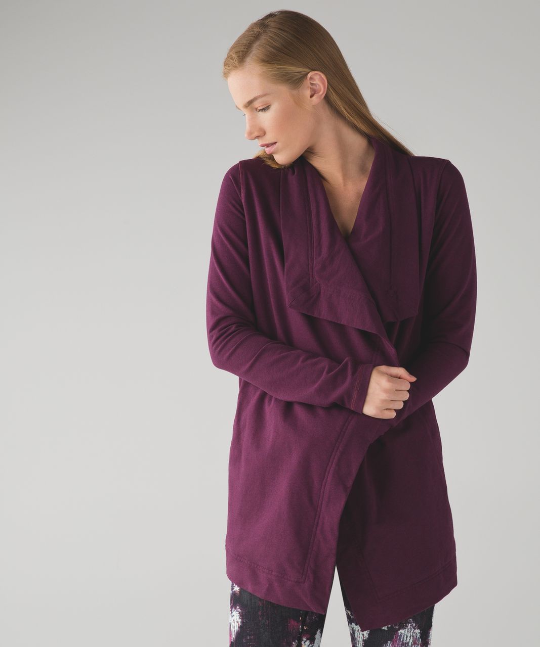 Lululemon Restore Wrap - Heathered Red Grape