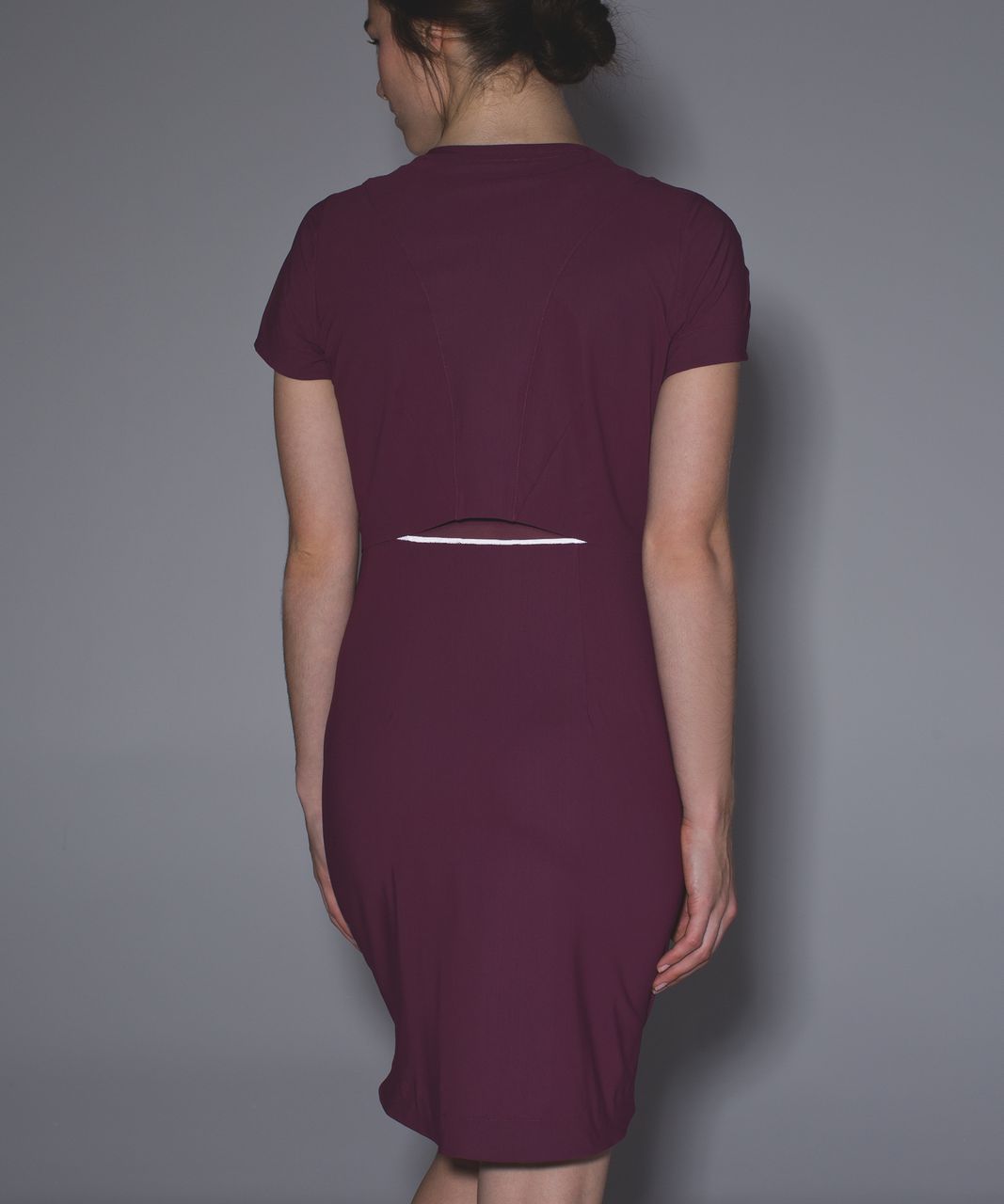 Lululemon &go Endeavor Dress - Red Grape