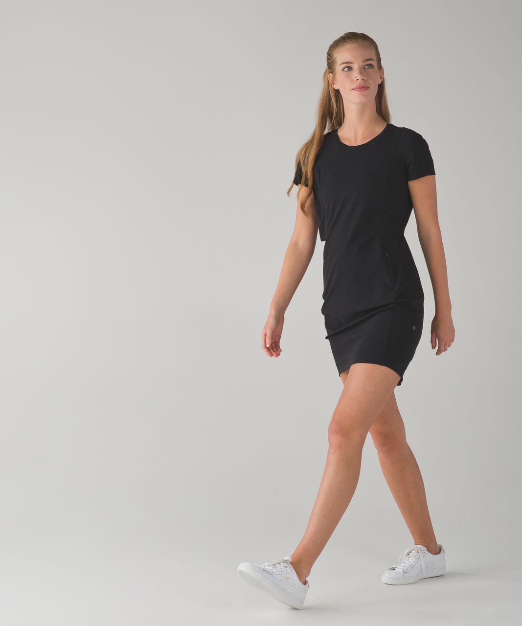 Lululemon &go Endeavor Dress - Black