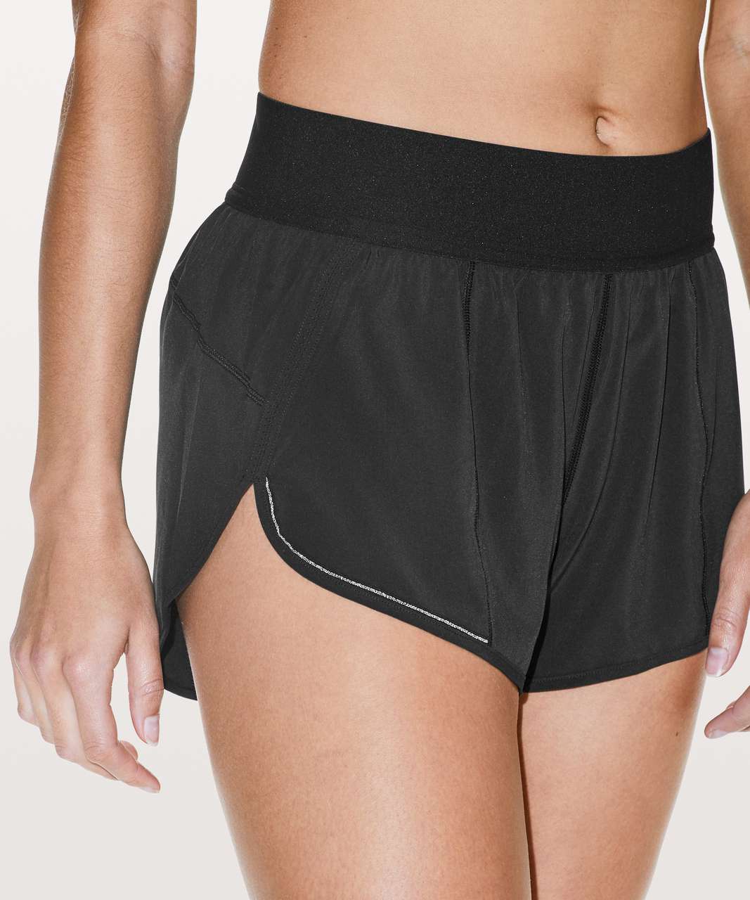 lululemon run smoothly short