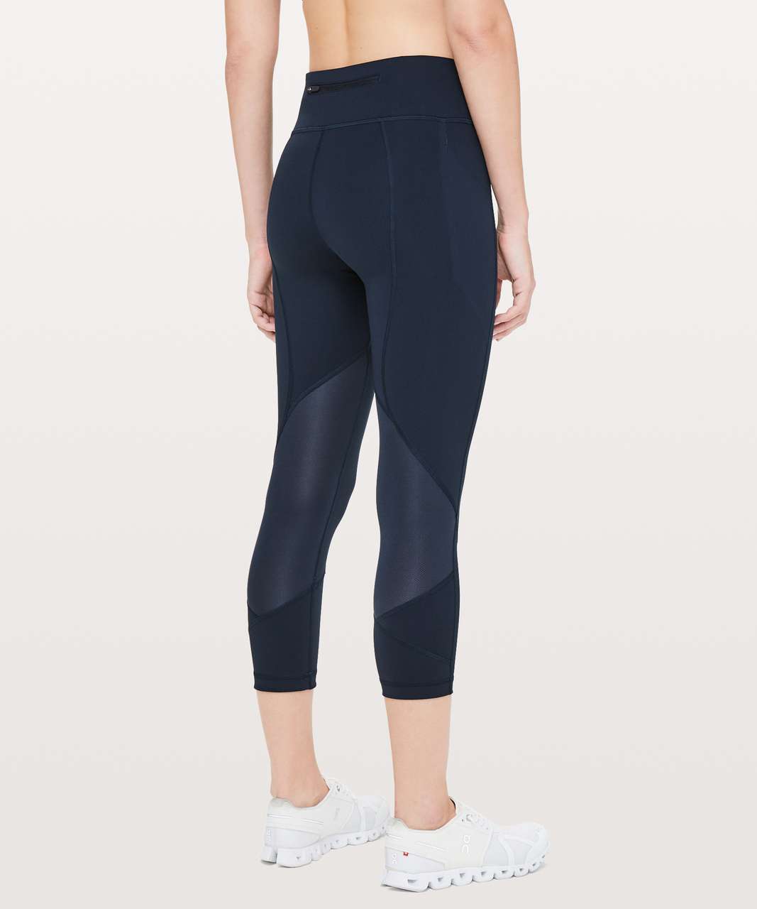 lululemon rival crop