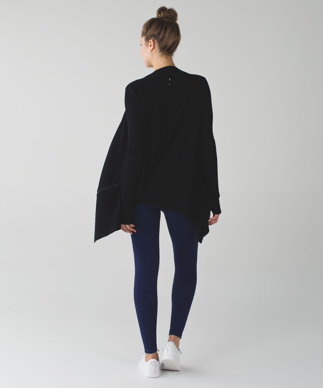 Lululemon Resolution Wrap - Black 