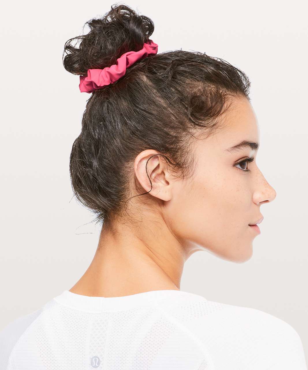 Lululemon Uplifting Scrunchie - Neon Pink