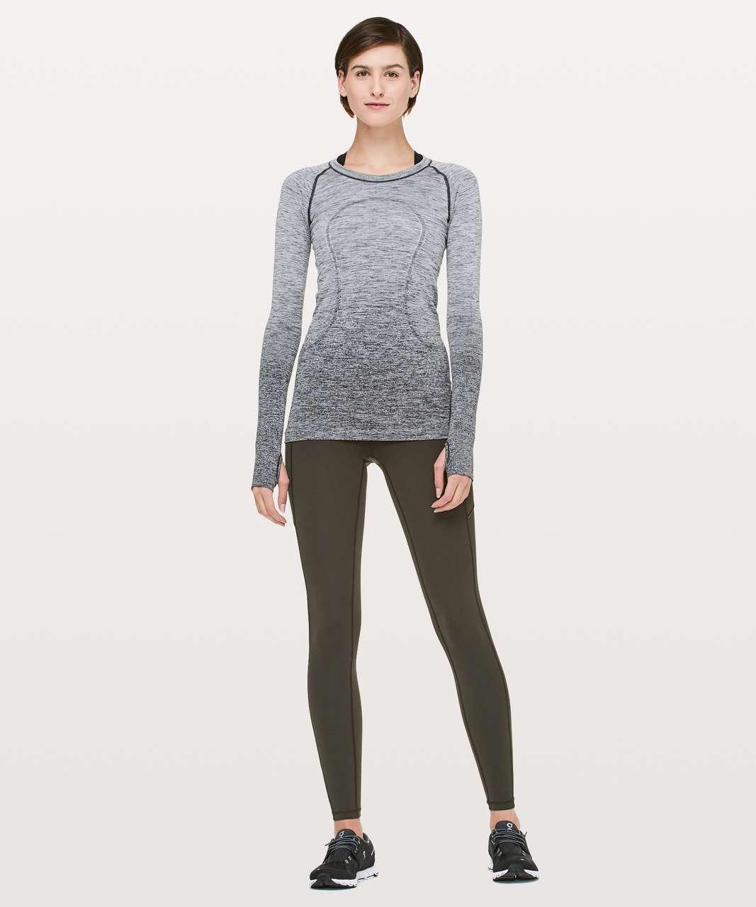 So I bought this one for my wife WUHR Tight 25 *Luxtreme 4 final sale I  noticed that this legging have two layers. On the website and the app show  difference one