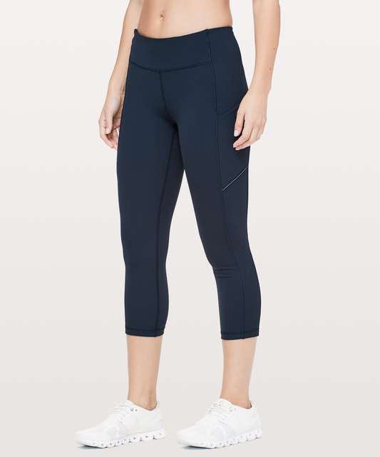 Lululemon Speed Up Crop (21