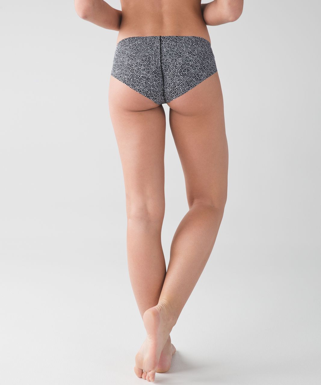 Lululemon Namastay Put Hipster - Freckle Flower Black White