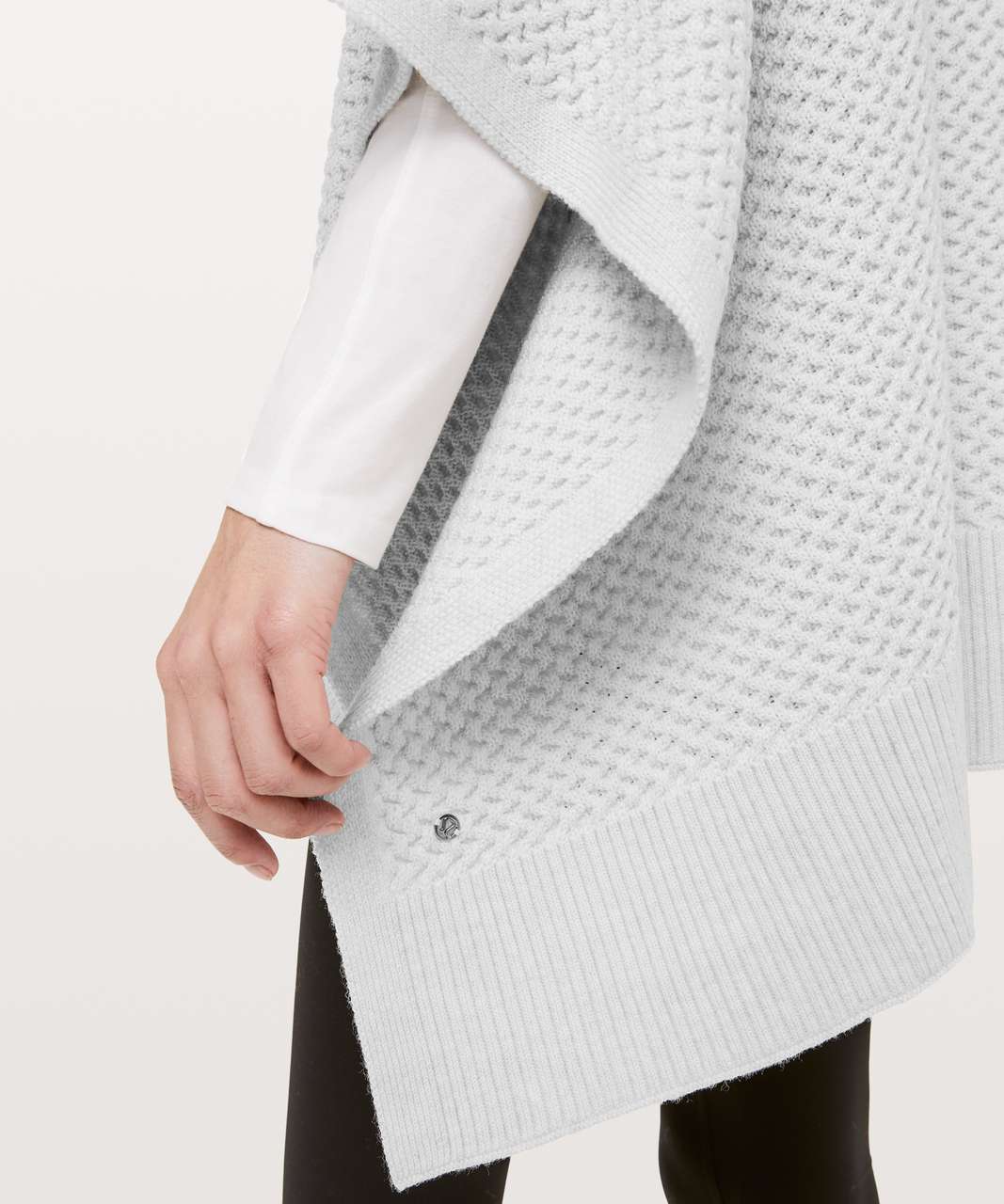 Lululemon Rolling In The Warmth Poncho - Heathered Core Ultra Light Grey