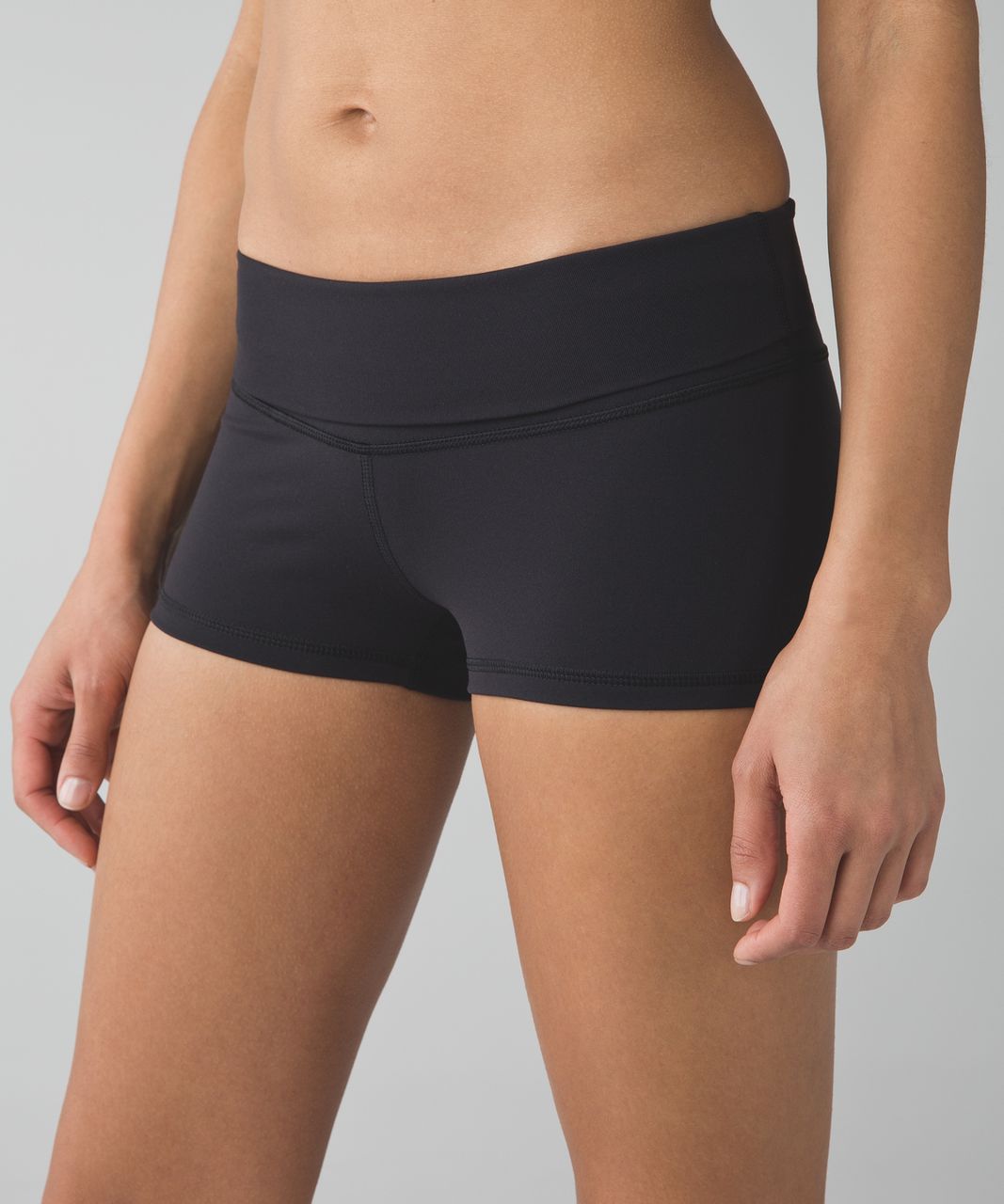 Lululemon Black Booty Shorts Womens Size 8 