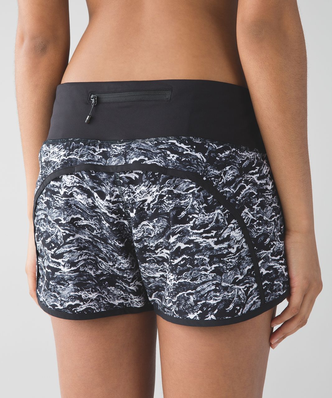 lululemon black and white shorts