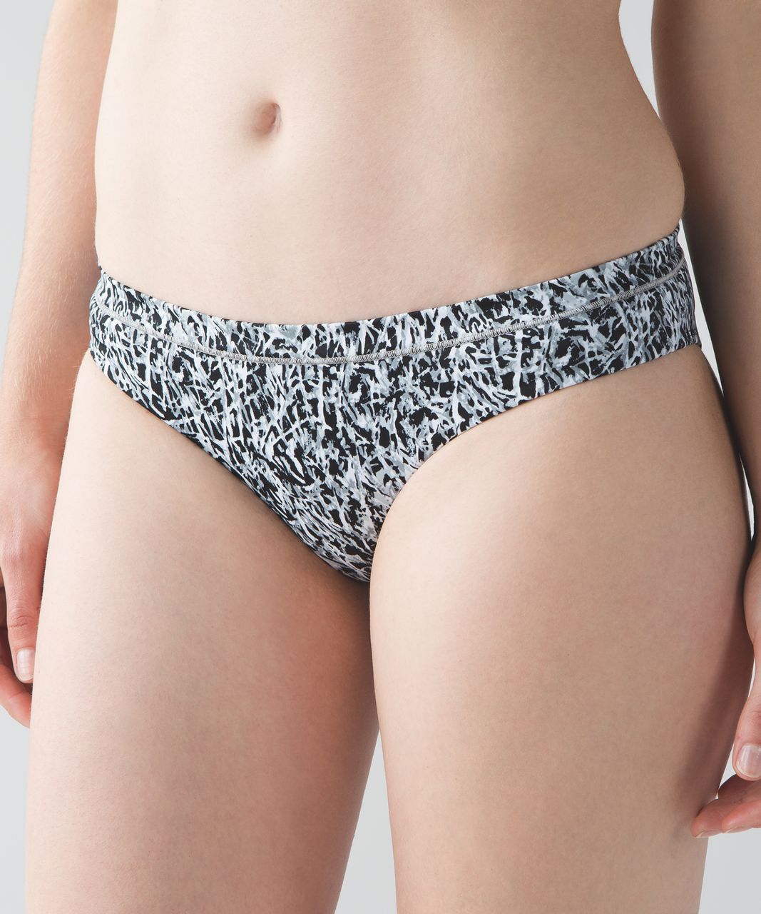 Lululemon Be Cheeky Bottom - Mini Ripple White Seal Grey