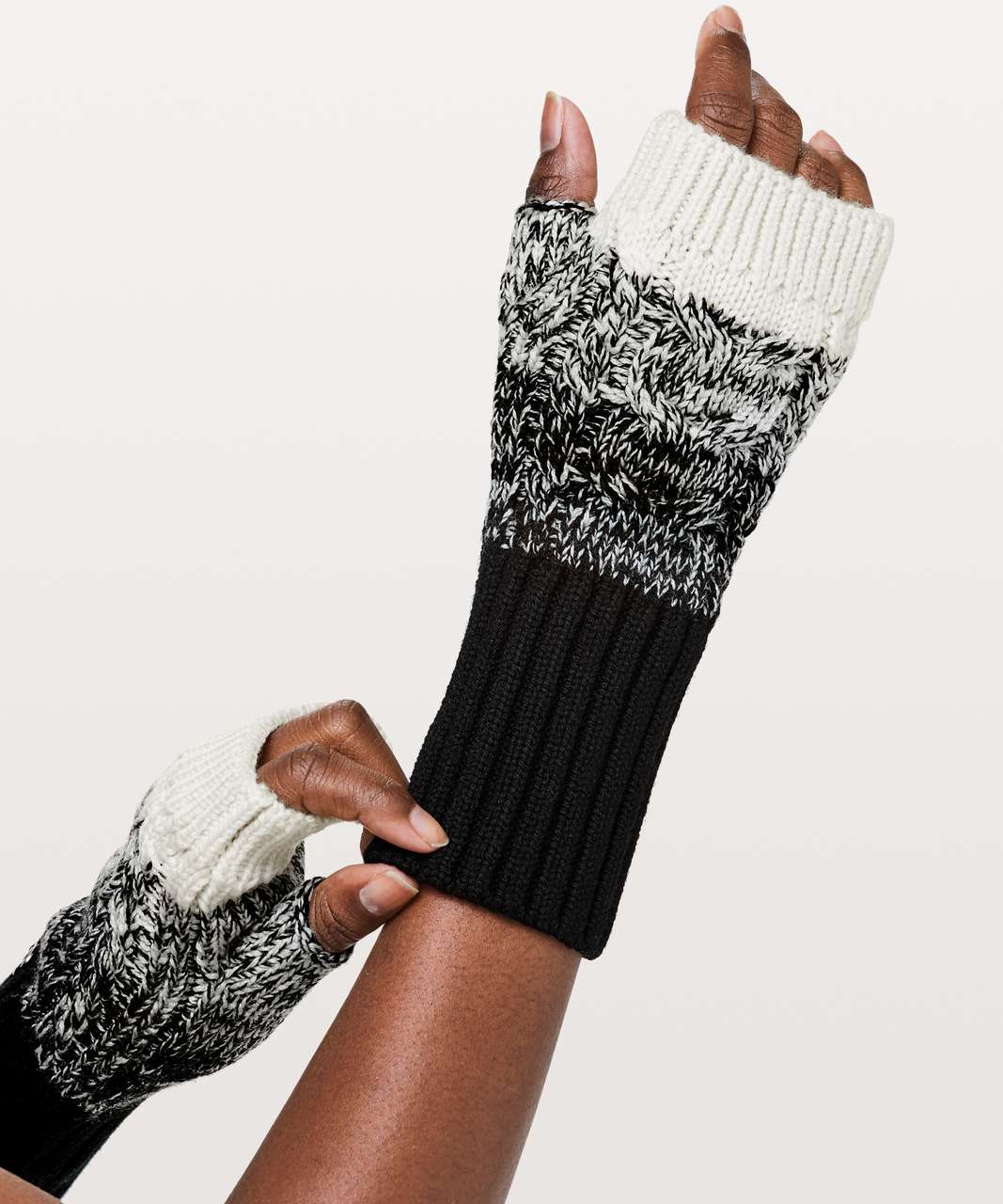 lululemon fingerless gloves