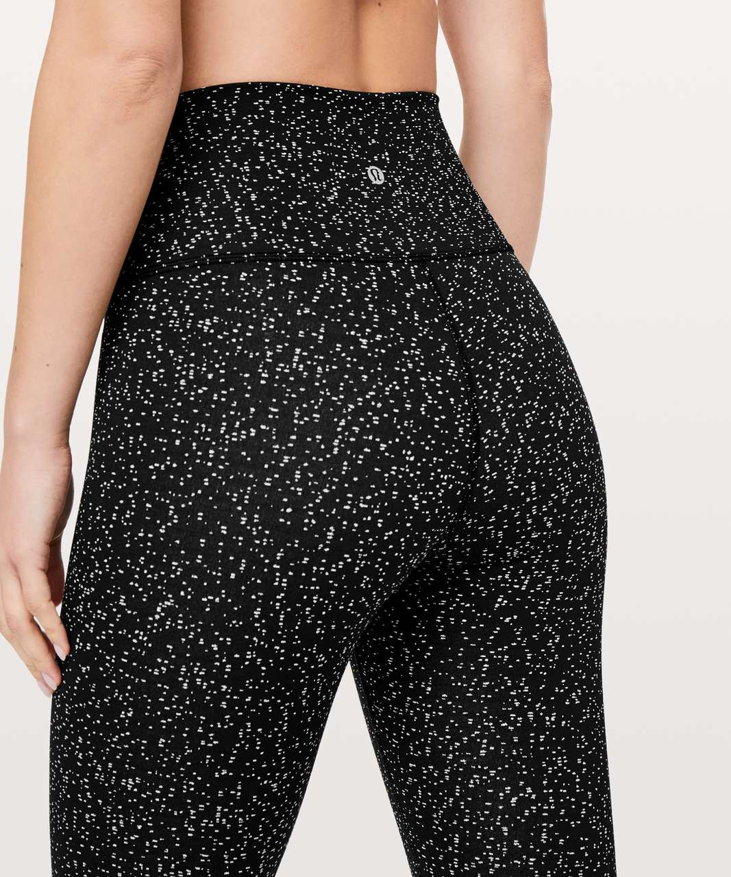 Lululemon Size 8 Black and White Printed High-Waist