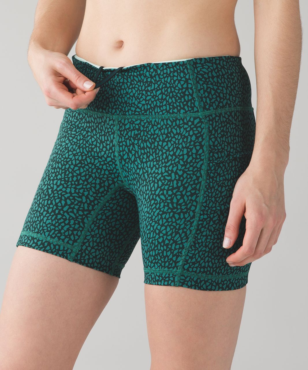 Lululemon Speed Track Short - Miss Mosaic Hunter Green Deep Green