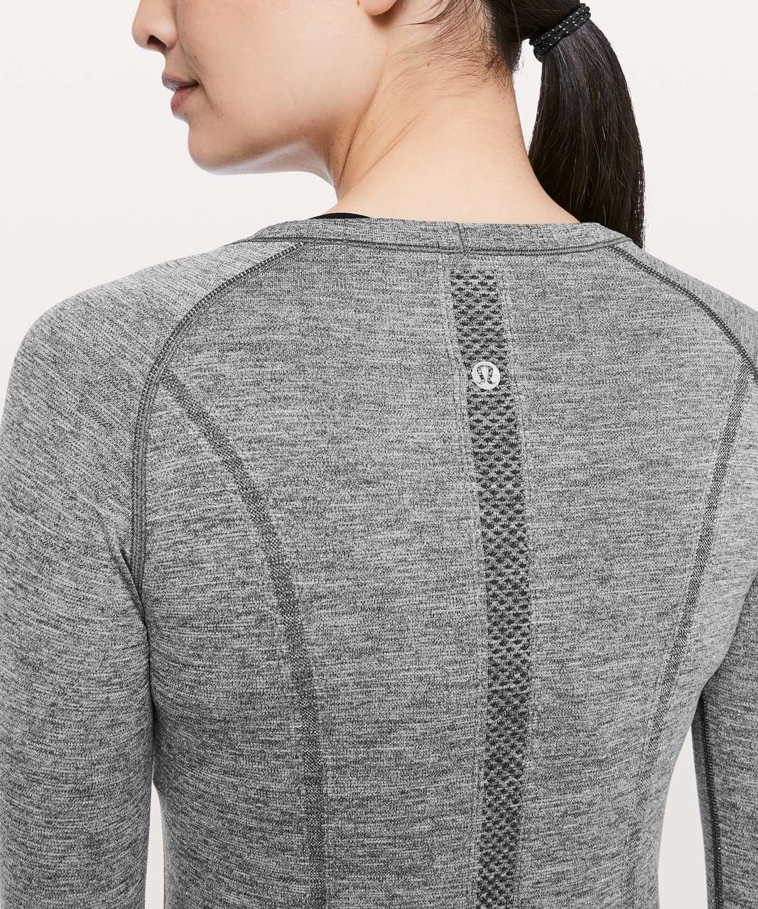 Lululemon Swiftly Tech Long Sleeve Crew *Sparkle Black / White / Silver 8  fitted