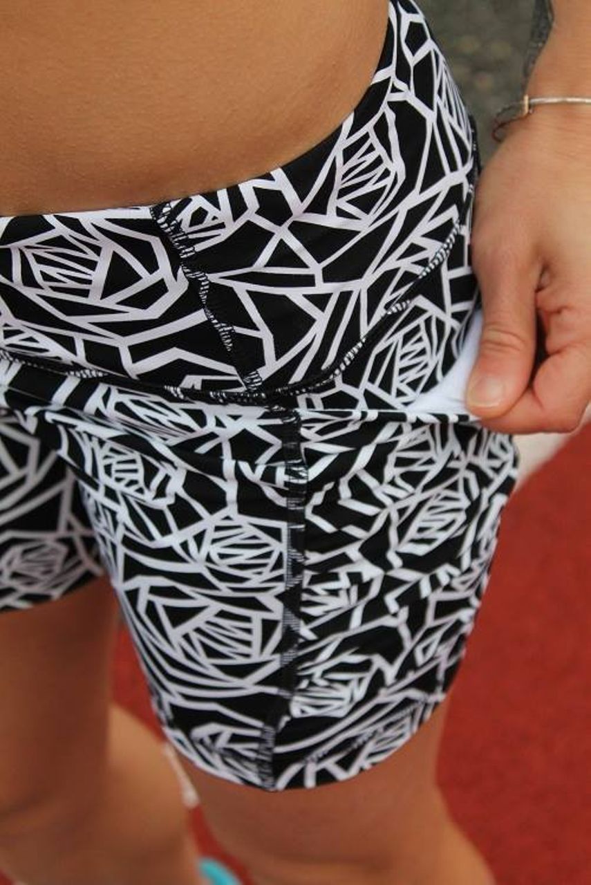 Lululemon Speed Track Short - Posey Black White / Miss Mosaic White