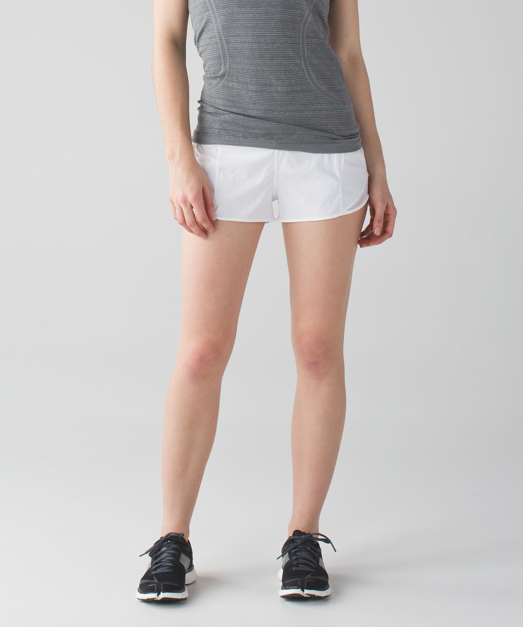 Lululemon Hotty Hot Short *2.5" - White