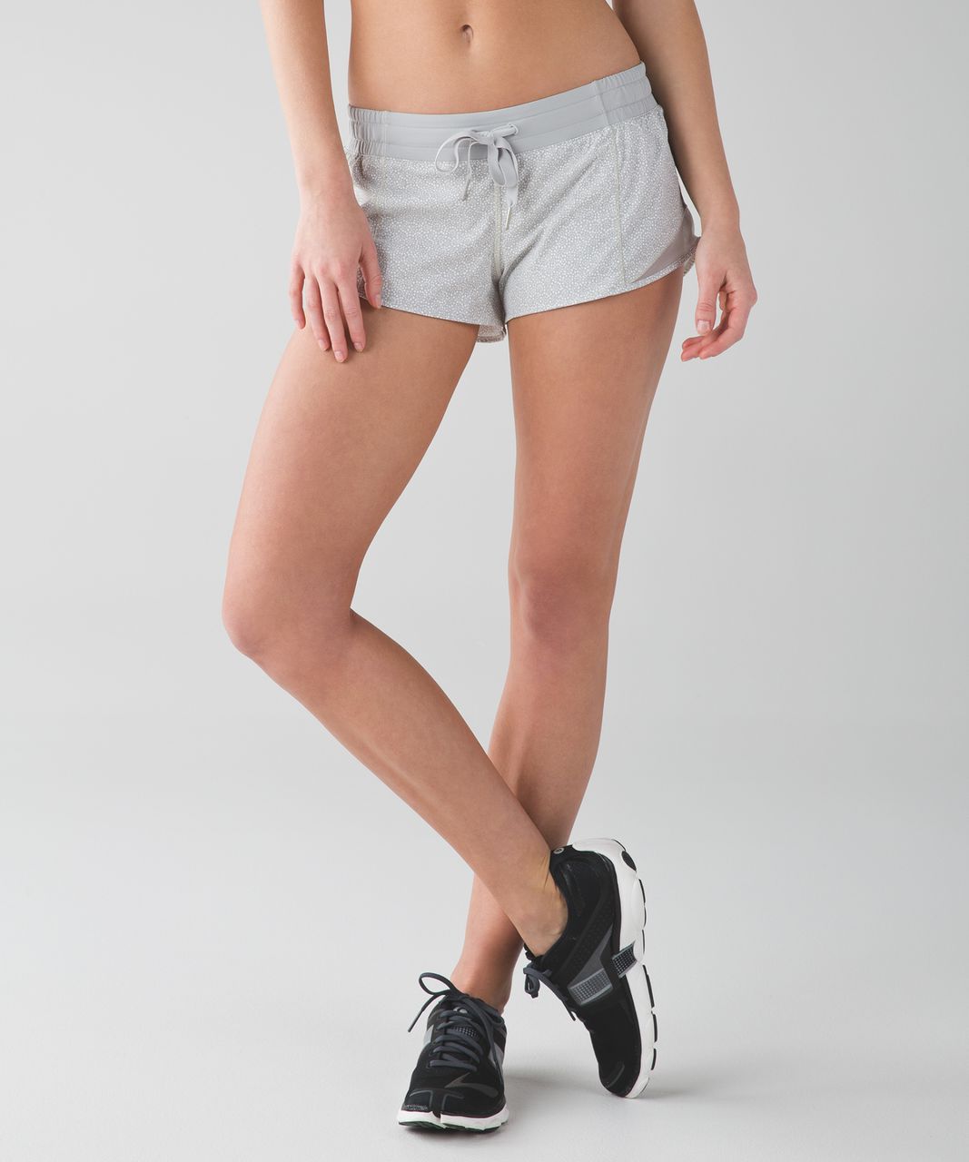 Lululemon Hotty Hot Short - Freckle Flower White Seal Grey / Seal Grey