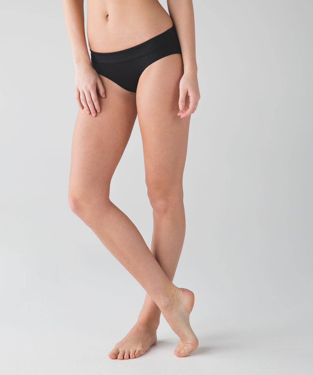 Lululemon Tidal Flow Full Bottom - Black / Freckle Flower Black White