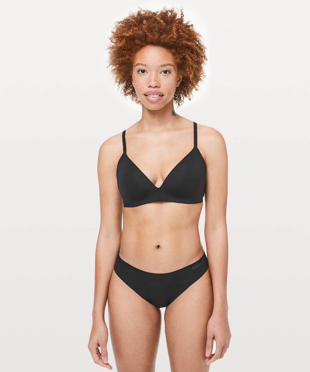 https://storage.googleapis.com/lulu-fanatics/product/43617/1280/lululemon-take-shape-bra-black-0001-253246.jpg