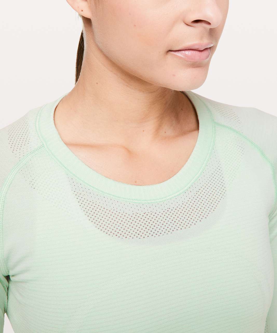 Lululemon Swiftly Tech Long Sleeve Crew - Misty Mint / Misty Mint