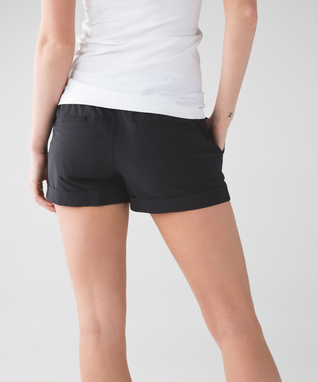 Lululemon Spring Break Away Short II - Black - lulu fanatics